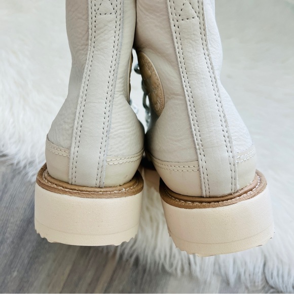 NWT Converse Chuck Taylor Crafted Boot Women’s Shoes - Picture 7 of 9